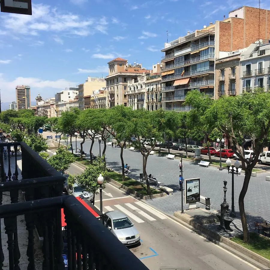 Apartaments Lauria تاراغونا