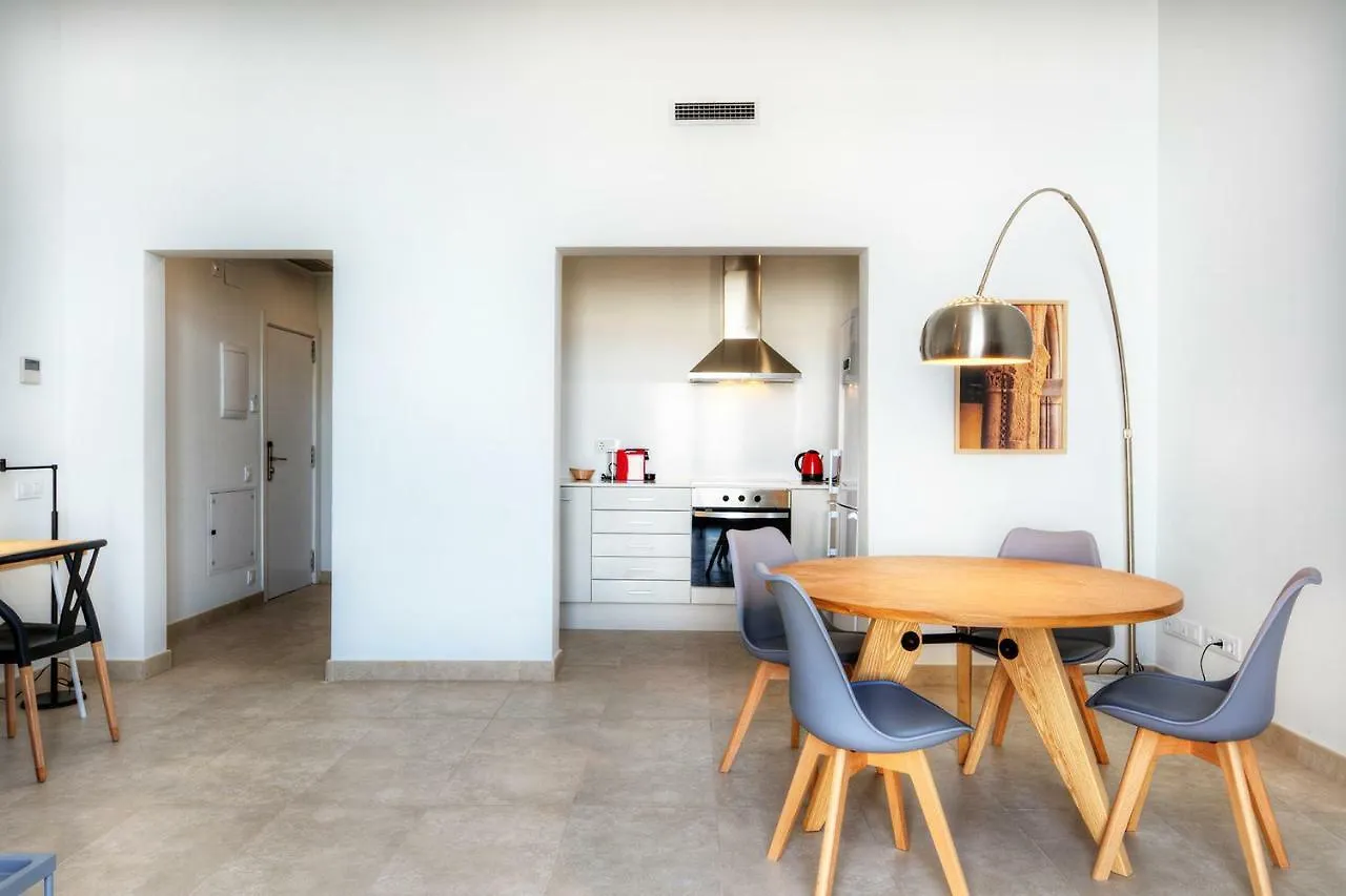 Apartaments Lauria تاراغونا 0*,