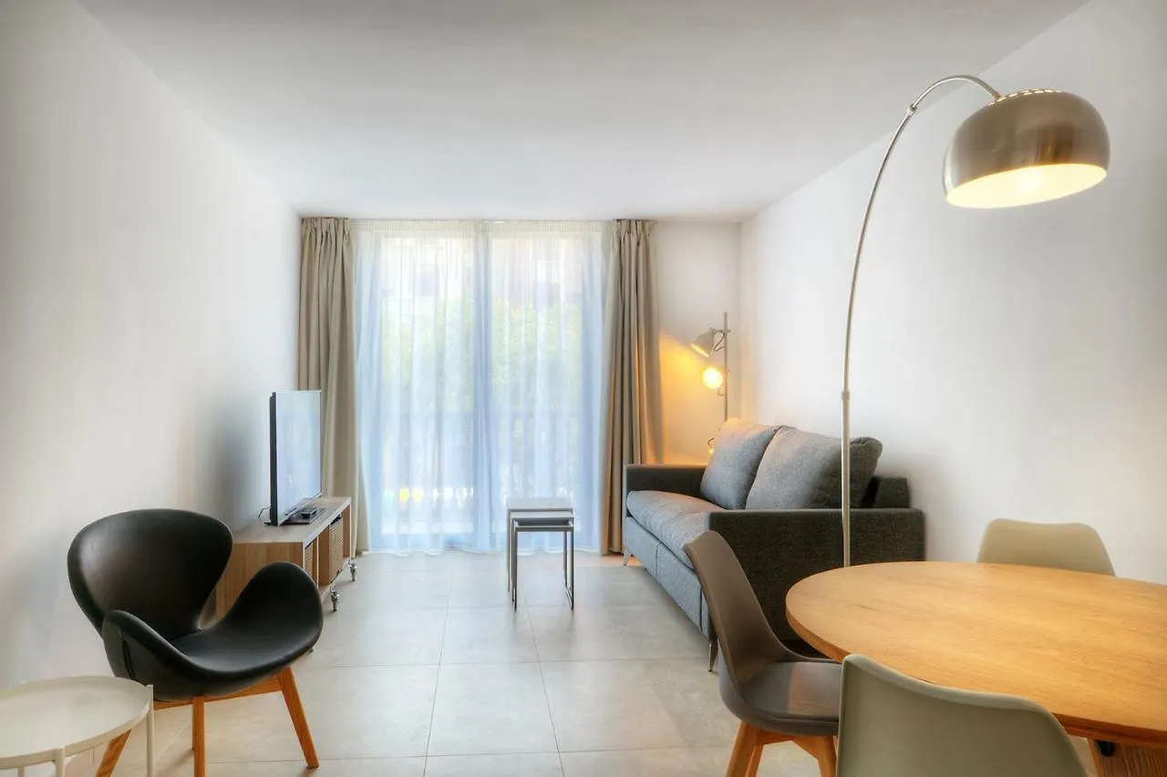 Apartaments Lauria تاراغونا 0*,