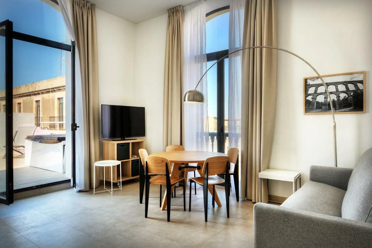 Apartaments Lauria تاراغونا